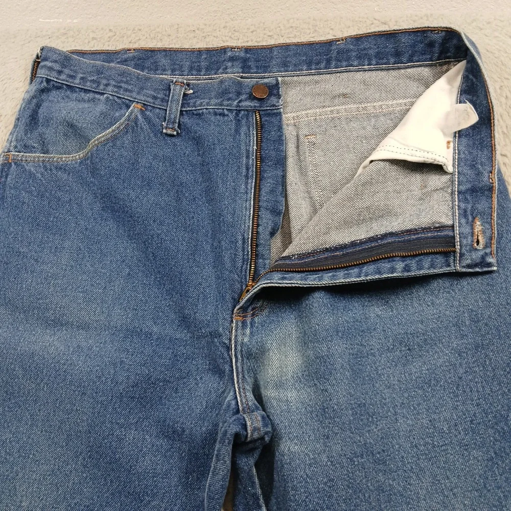 Wrangler Vintage 90s Made in USA Cut-Off Frayed Hem‎ Denim Jeans 38 Blue